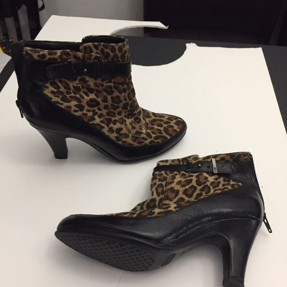 leopard bootie